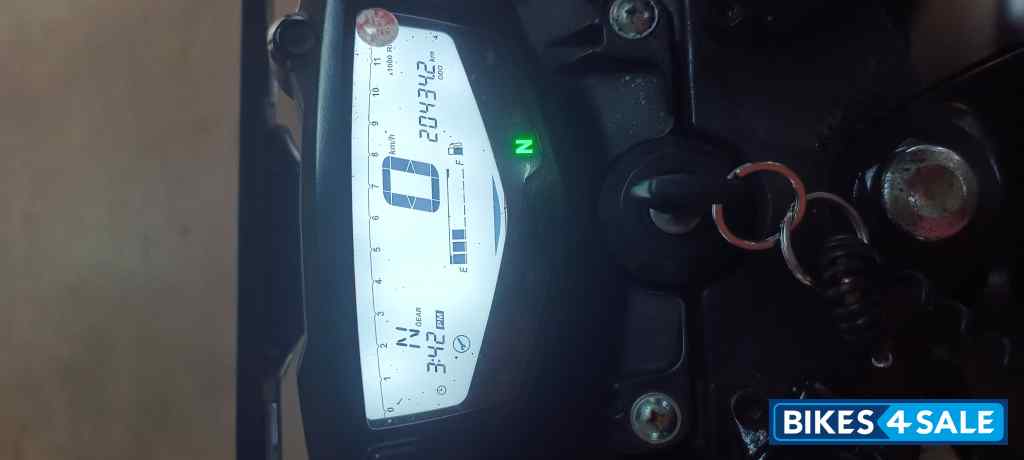 TVS Apache RTR 200 4V