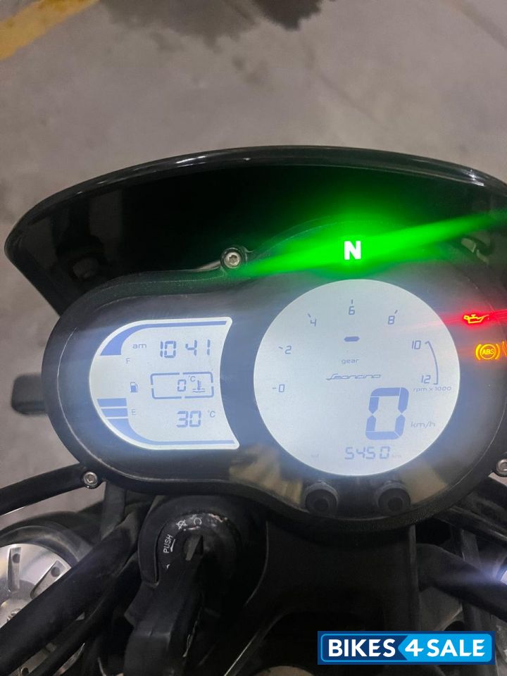 Red & Black Benelli Leoncino 500 BS6