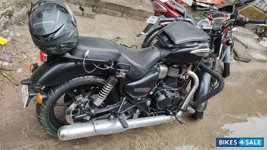 Royal Enfield Meteor 350 Stellar