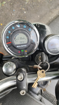 Royal Enfield Meteor 350 Stellar