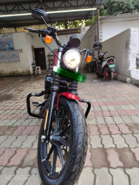 Red Harley Davidson Iron 883