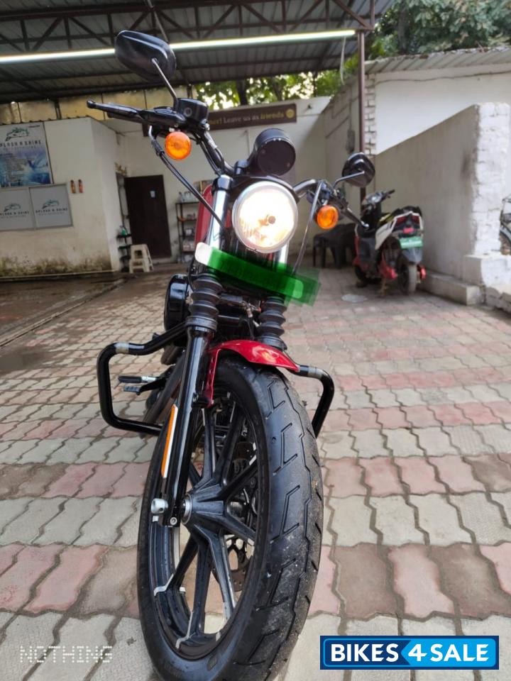 Red Harley Davidson Iron 883