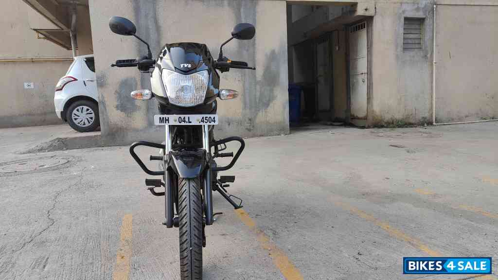 Black TVS Sport BS6