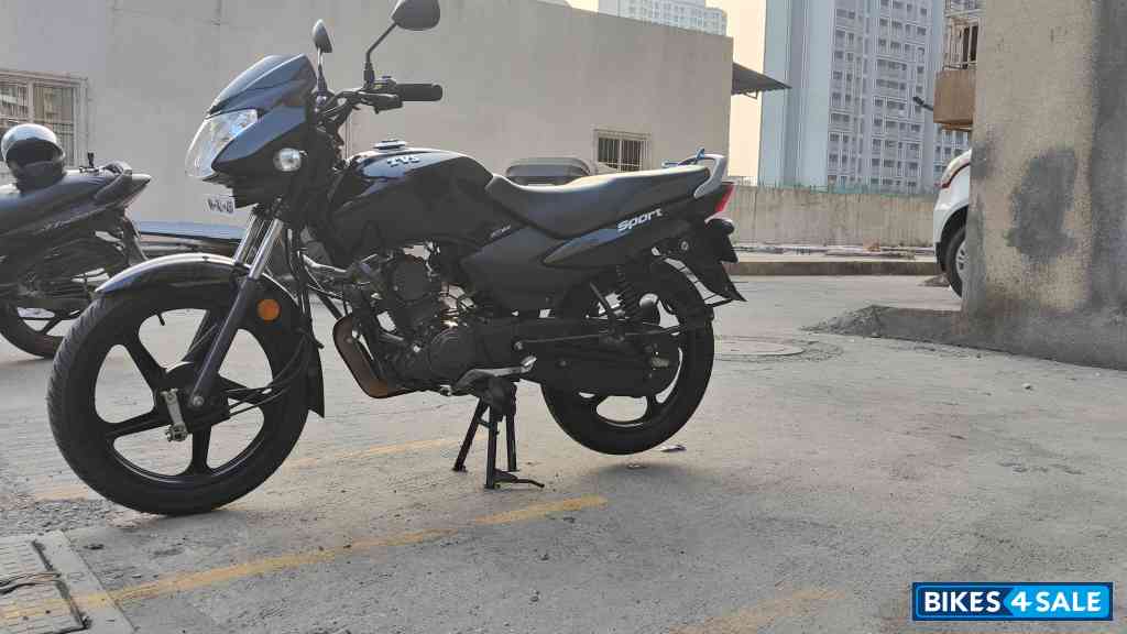 Black TVS Sport BS6
