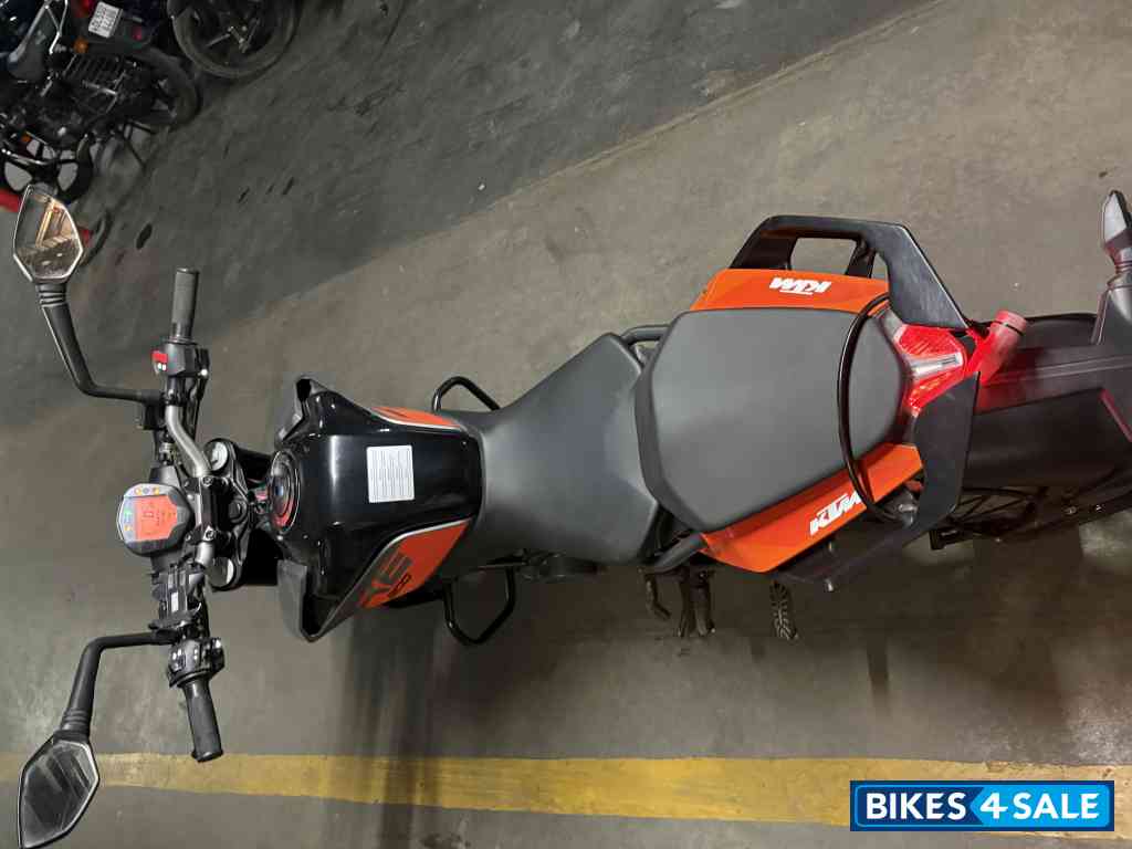 Grey Orange KTM Duke 200 ABS