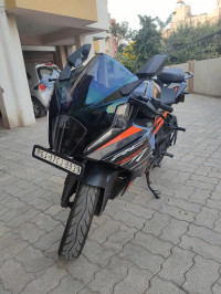 Black KTM RC 200 2024