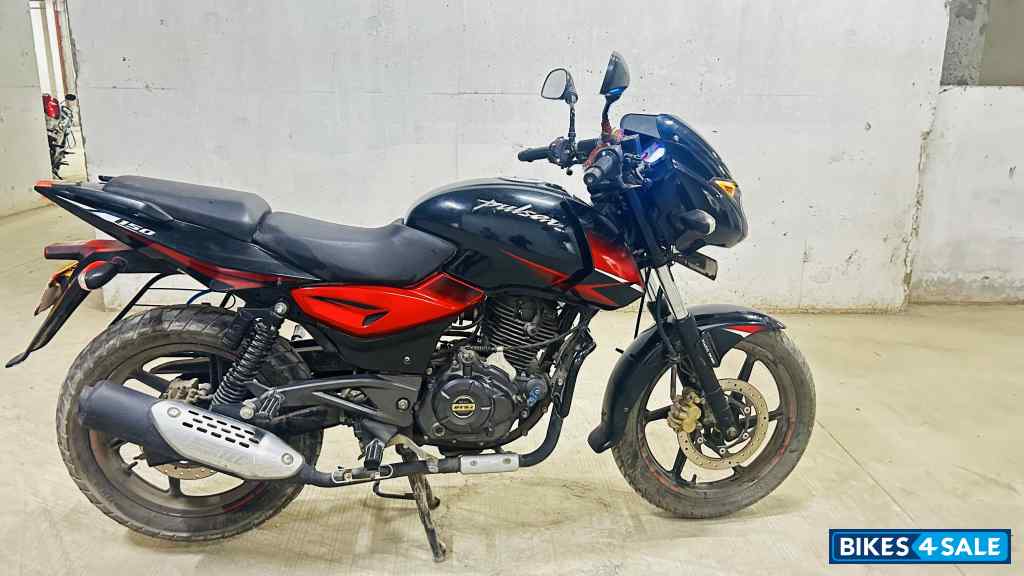 Bajaj Pulsar 150 DTSi