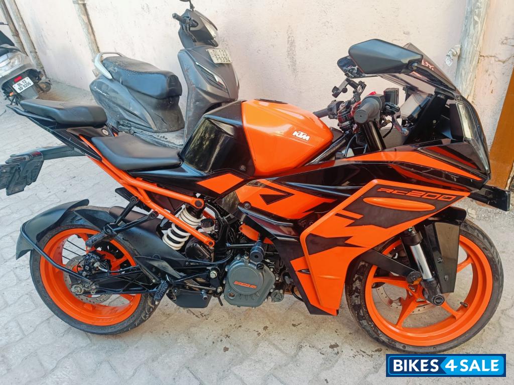 KTM RC 200 2022