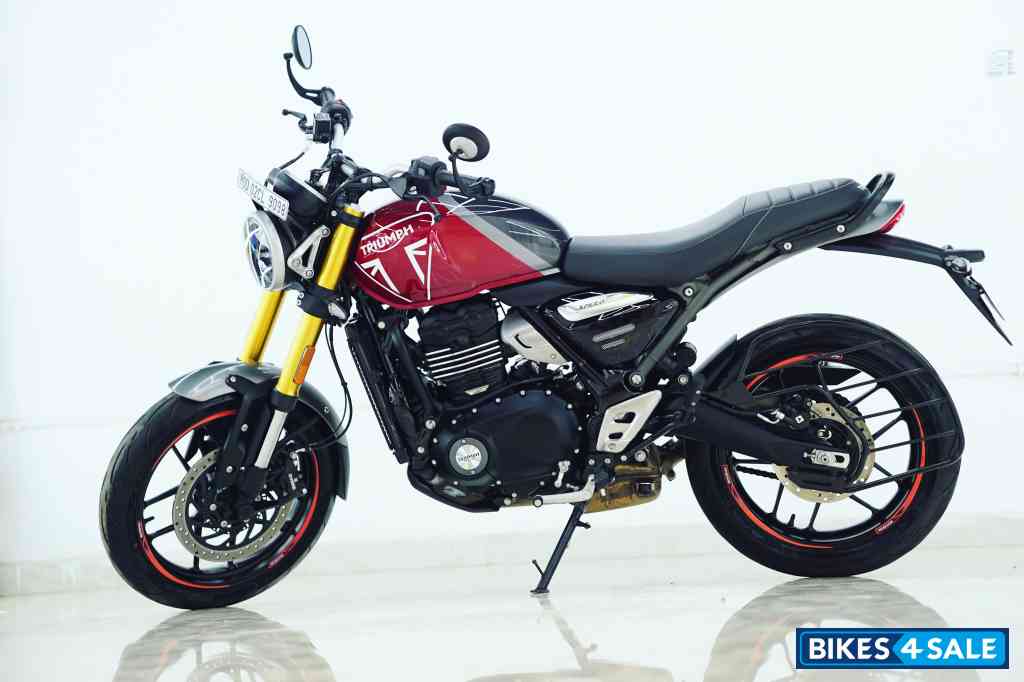 Carnival Red Triumph Speed 400