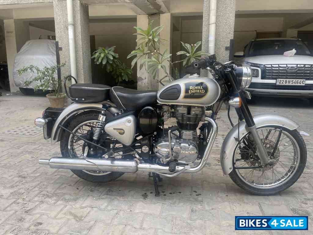 Royal Enfield Classic 350