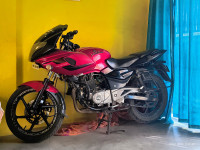 Bajaj Pulsar 220 DTSi