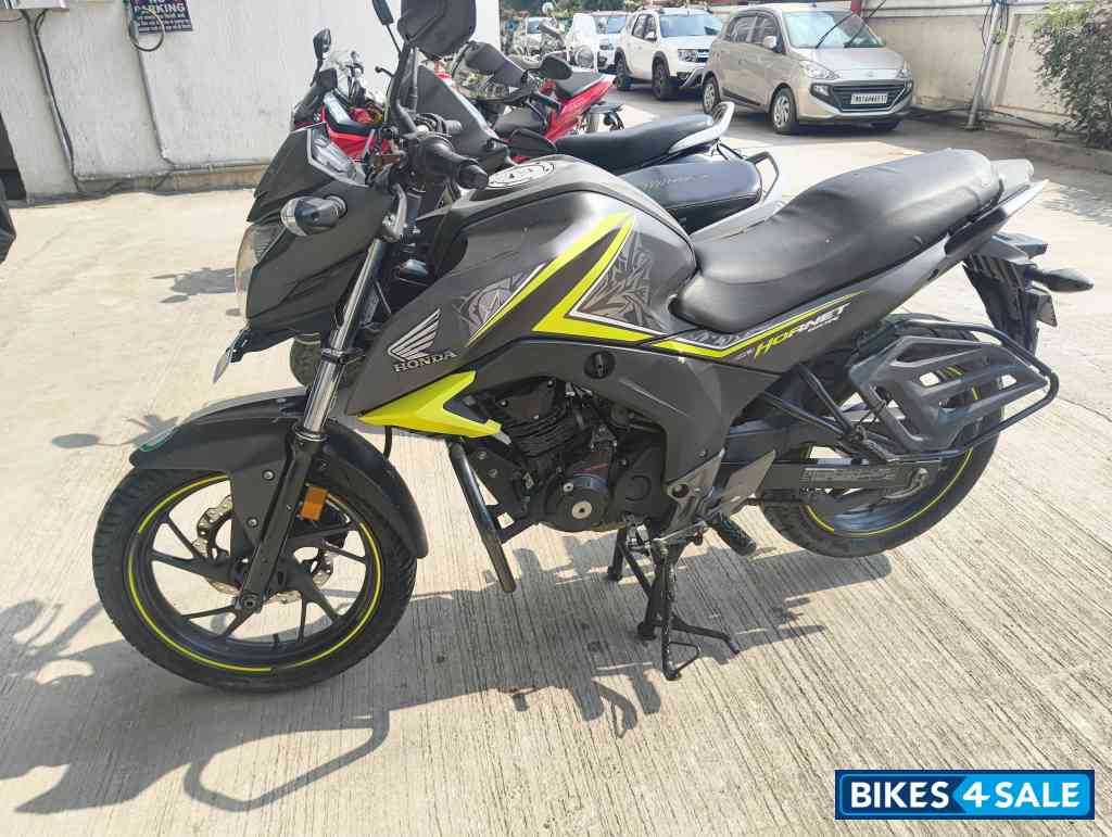 Honda CB Hornet 160R