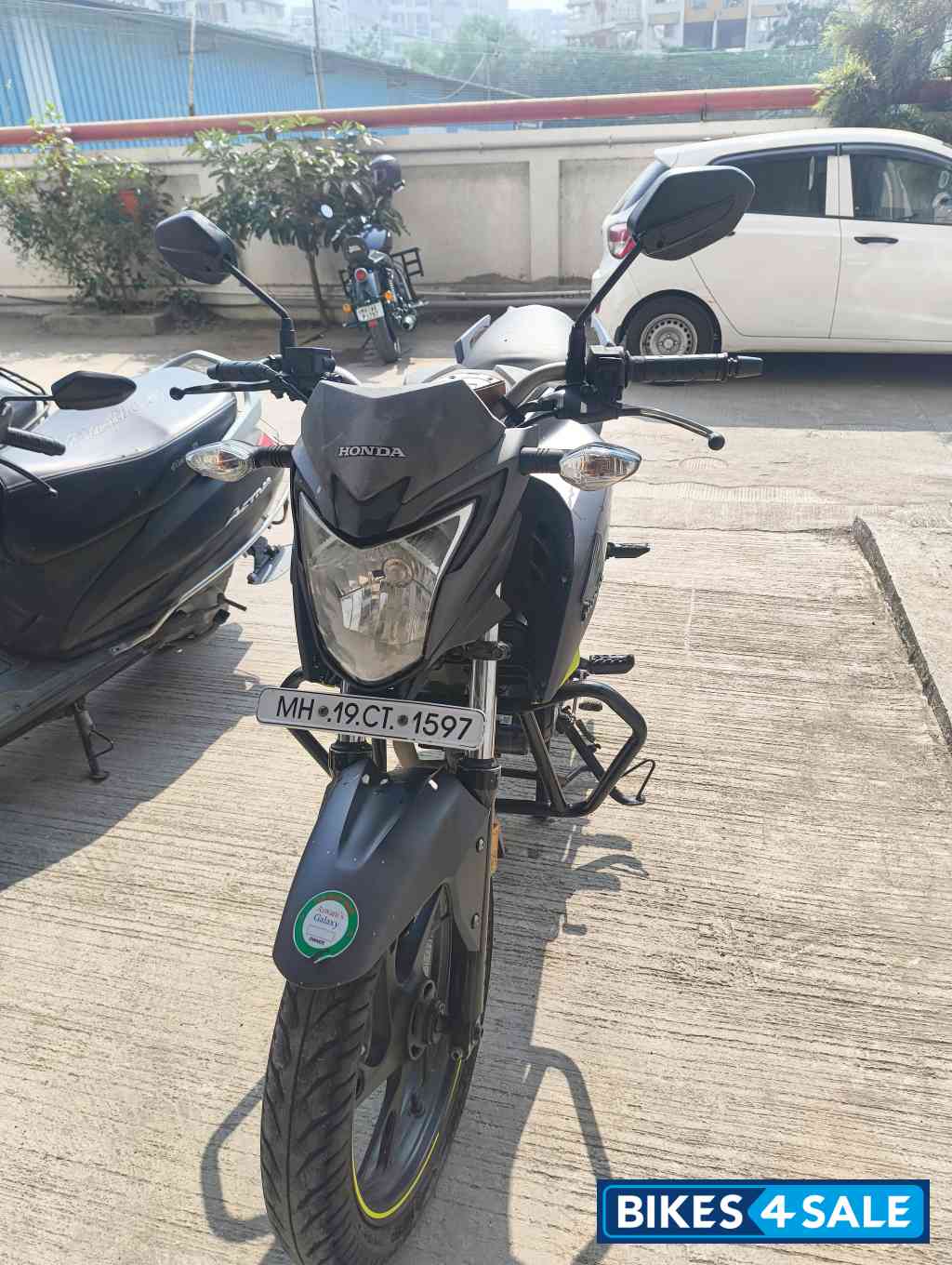 Honda CB Hornet 160R