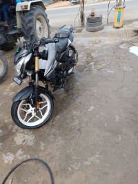 Bajaj Pulsar 200 NS