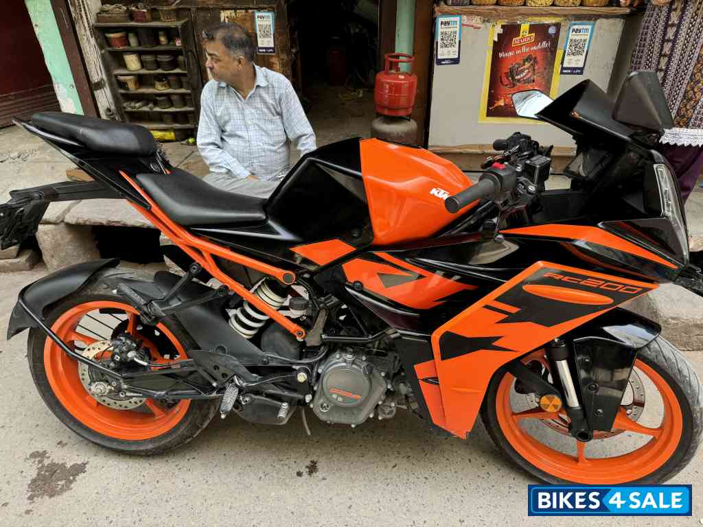 KTM RC 200 2022