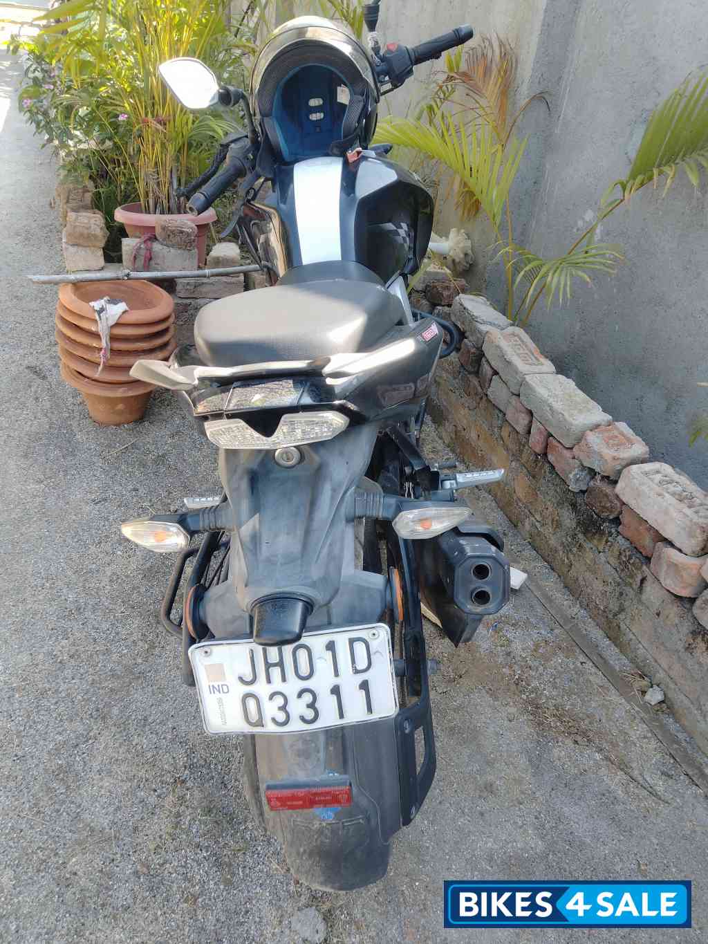 TVS Apache RTR 160 4V