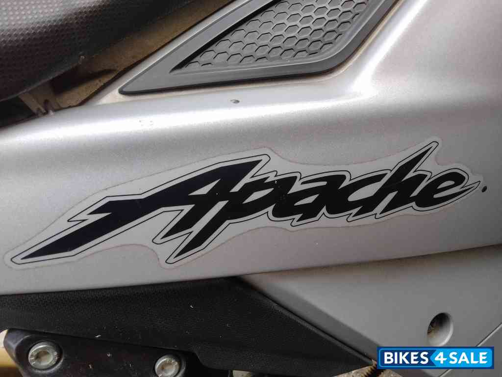 TVS Apache RTR 160 4V