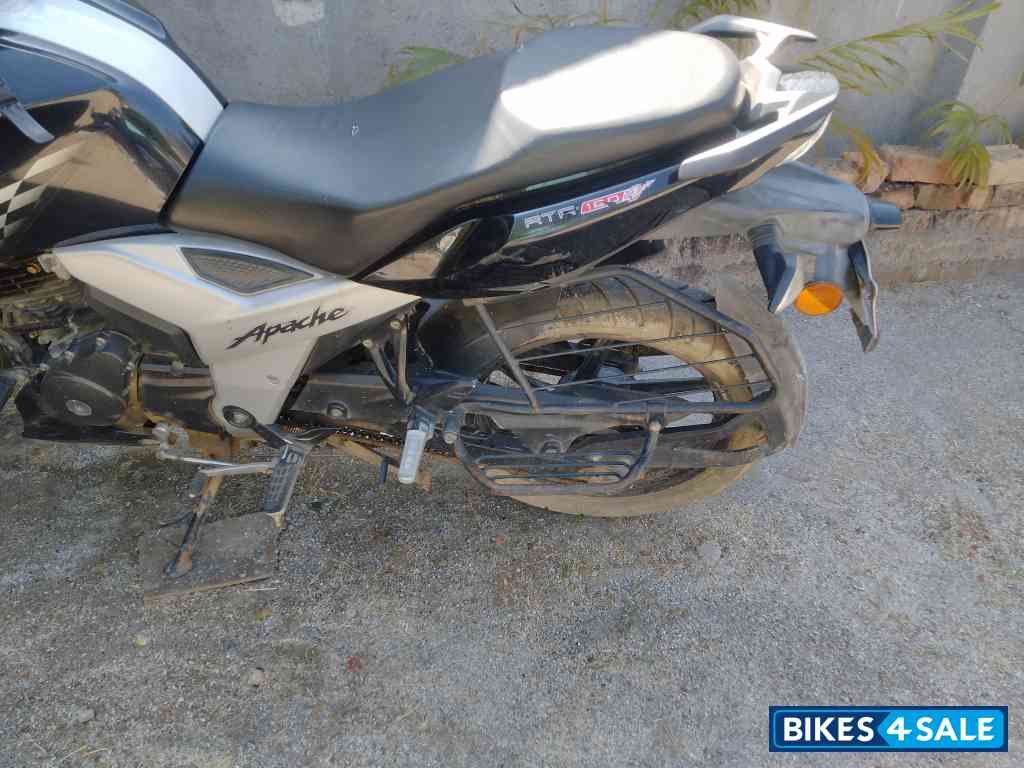 TVS Apache RTR 160 4V