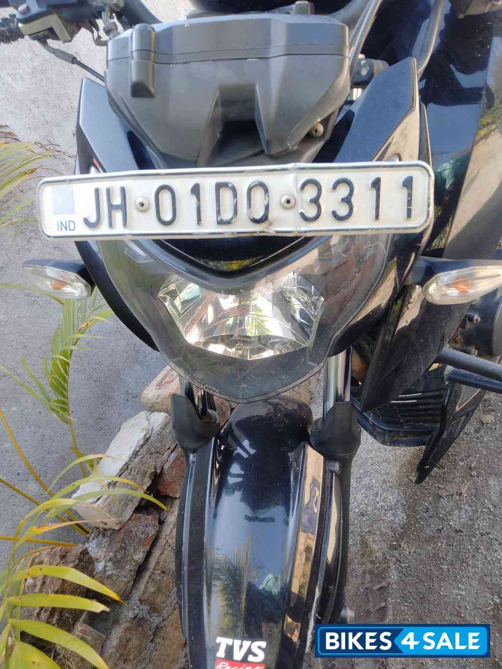 TVS Apache RTR 160 4V