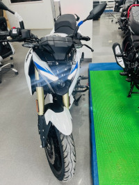 Bajaj Pulsar N250 2024 2024 Model