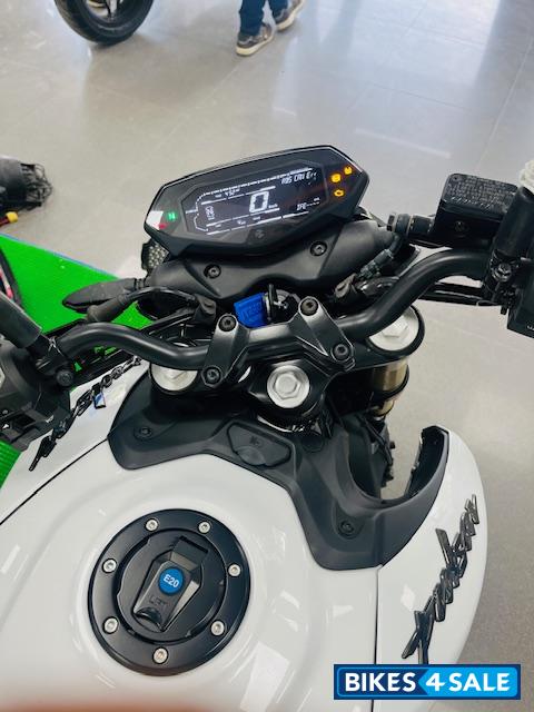 Bajaj Pulsar N250 2024