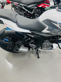 Bajaj Pulsar N250 2024