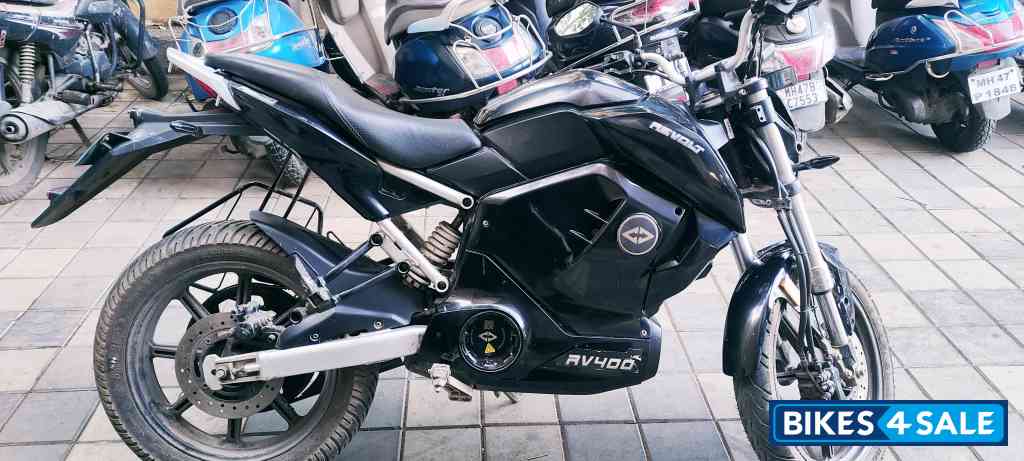 Cosmic Black Revolt RV 400