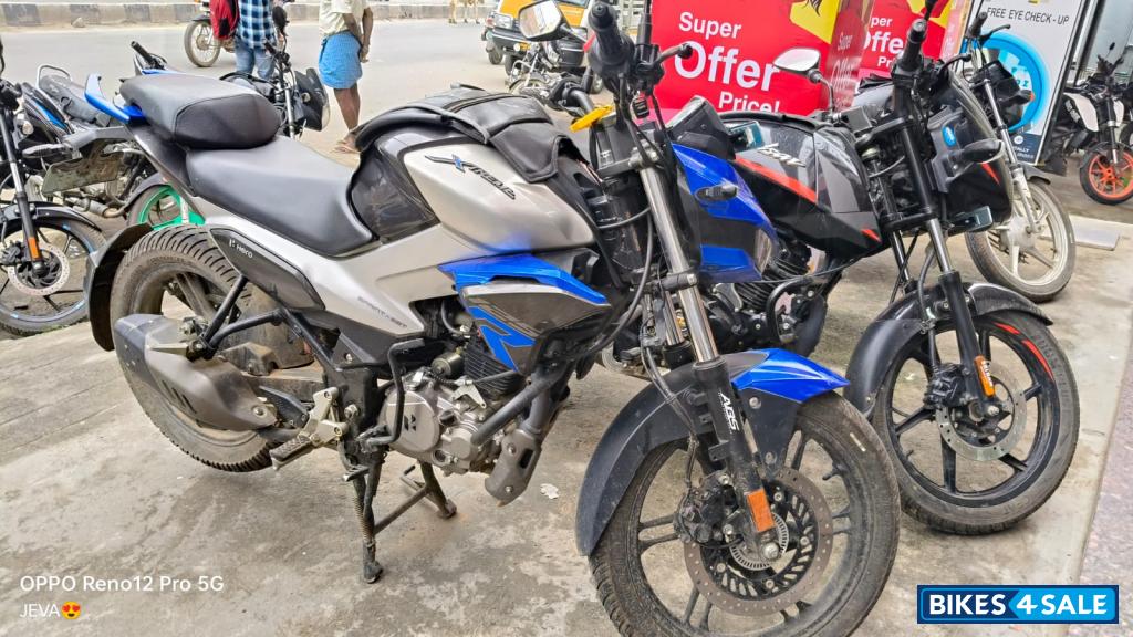 Blue Hero Xtreme 125R