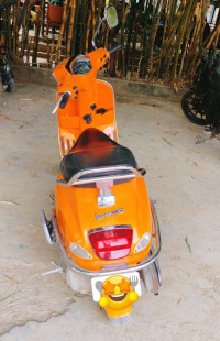 Vespa 125