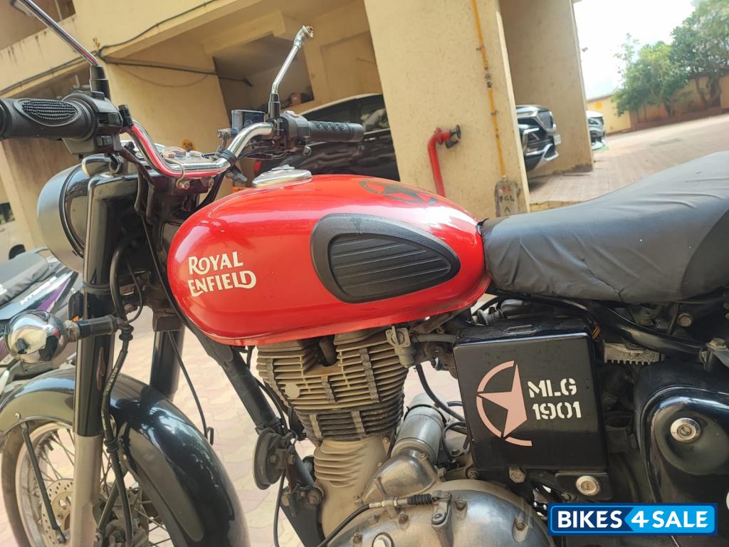 Royal Enfield Classic 350 Redditch Red