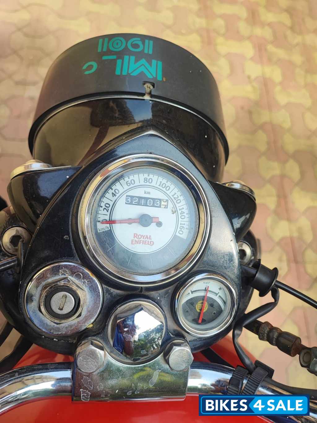 Royal Enfield Classic 350 Redditch Red