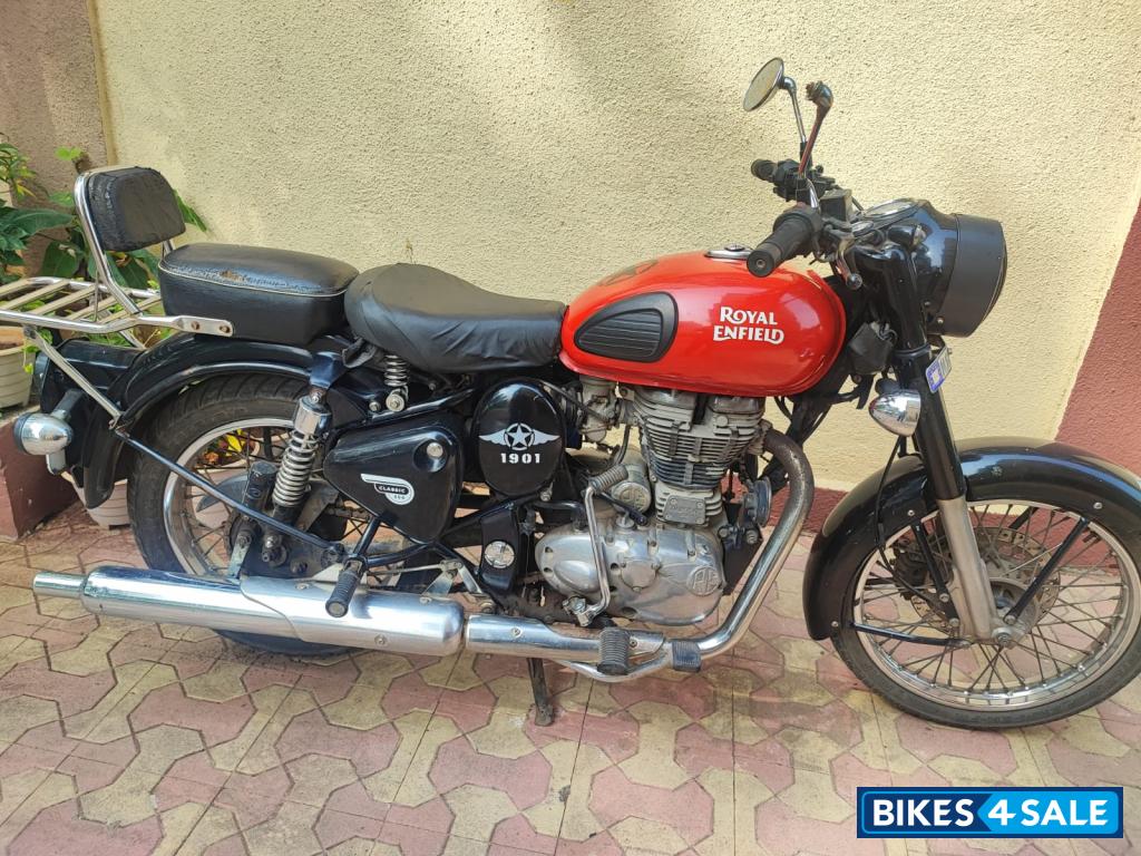 Royal Enfield Classic 350 Redditch Red