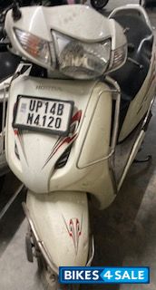 White Honda Activa