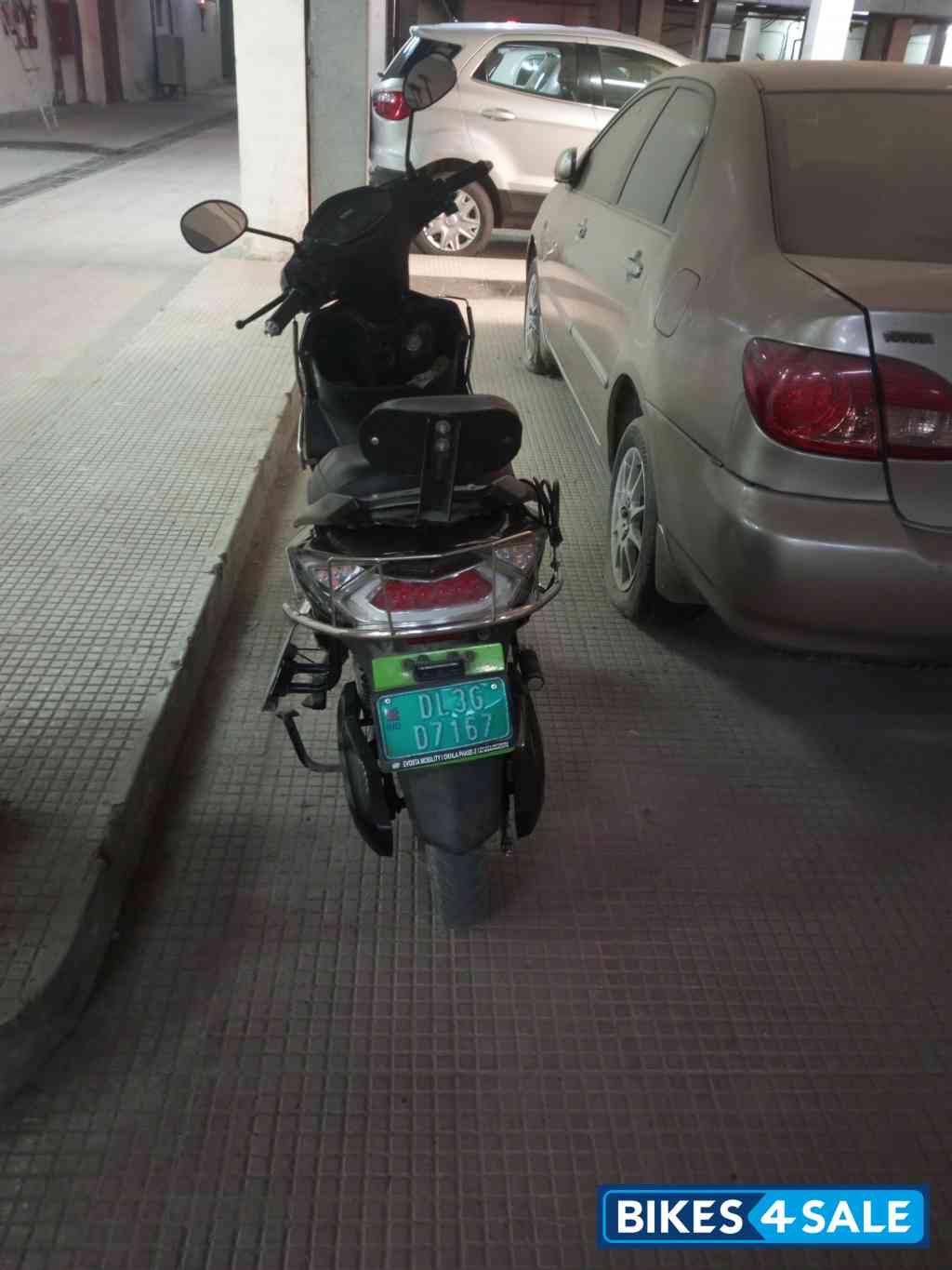 Black Okaya Faast F-4