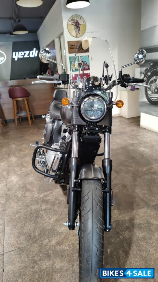 Chrome Yezdi Roadster Chrome Chrome Yezdi Roadster Chrome