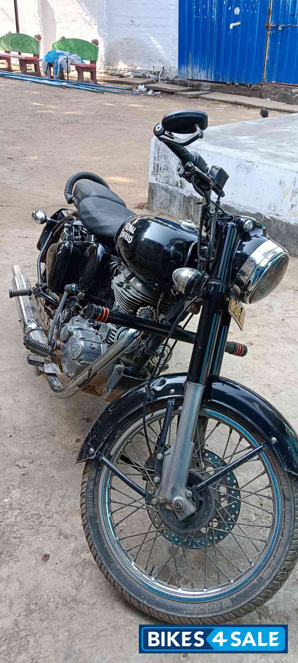 Black Royal Enfield Classic 350