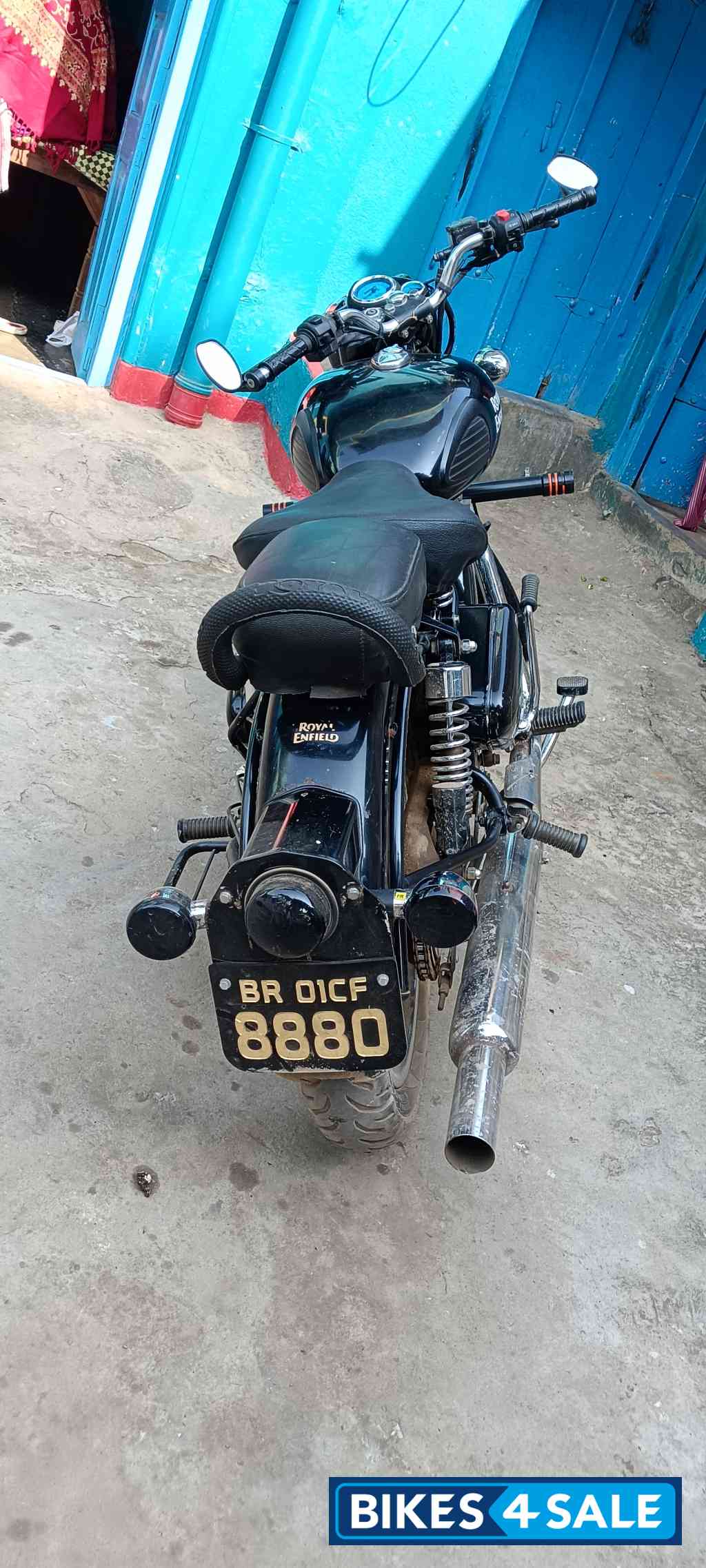 Black Royal Enfield Classic 350