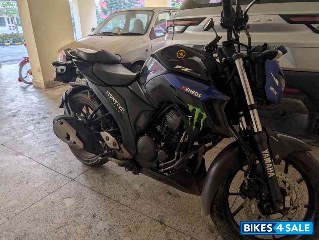 Yamaha FZ25 Monster Energy MotoGP Edition