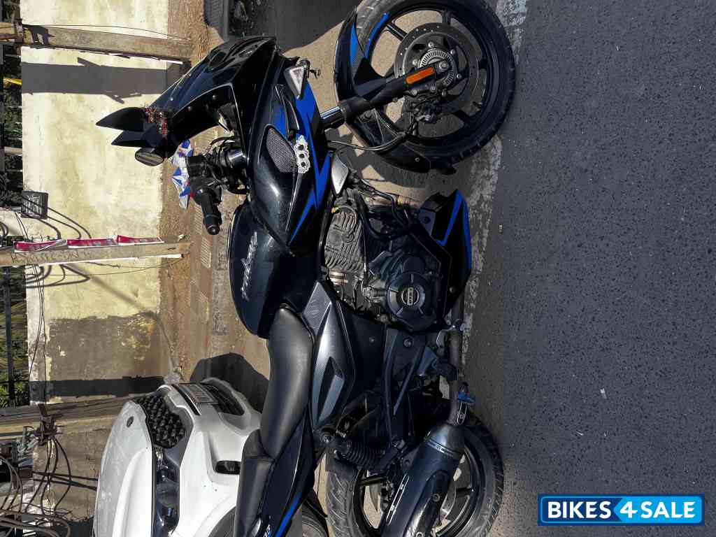Black Blue Bajaj Pulsar 220F BS6