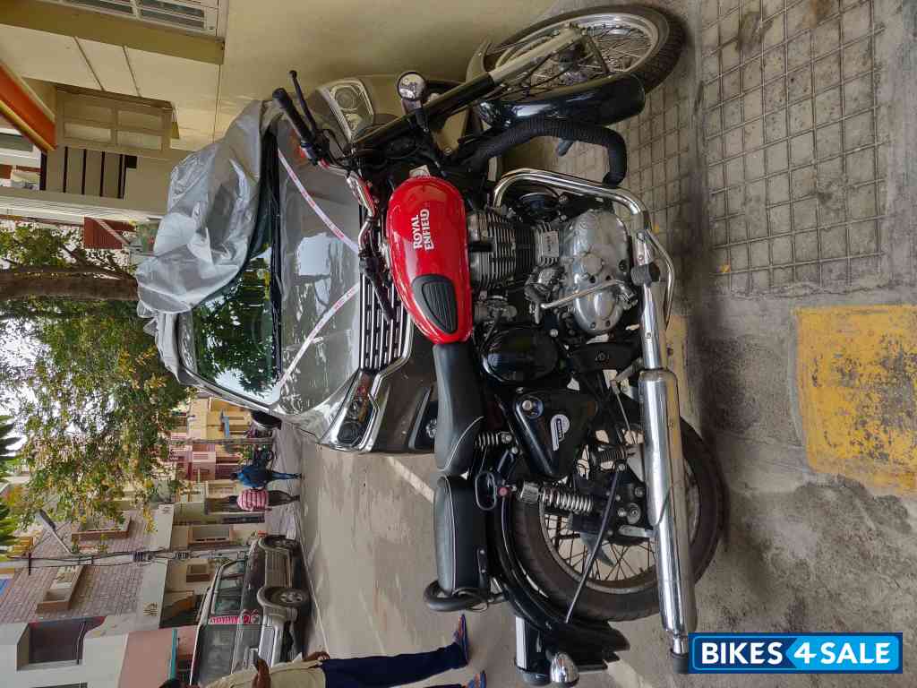 Royal Enfield Classic 350 Redditch Red