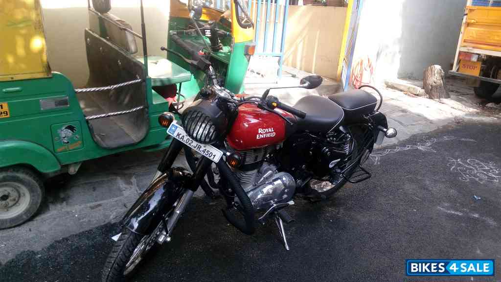 Royal Enfield Classic 350 Redditch Red