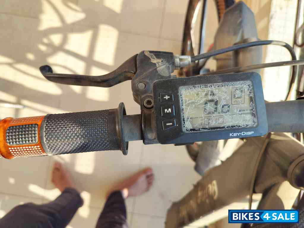 Black Being Human BH27 Black Being Human BH27