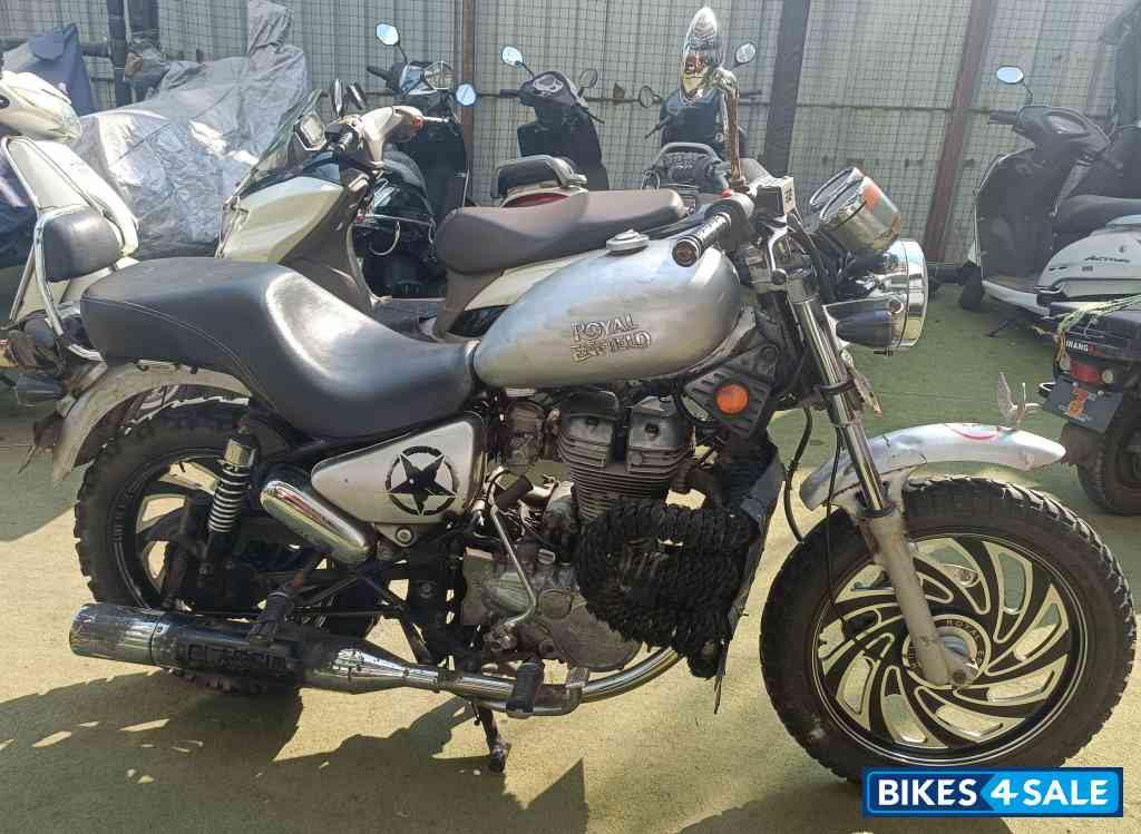 Royal Enfield Thunderbird 350