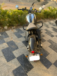 Jawa 42 Bobber Black Mirror