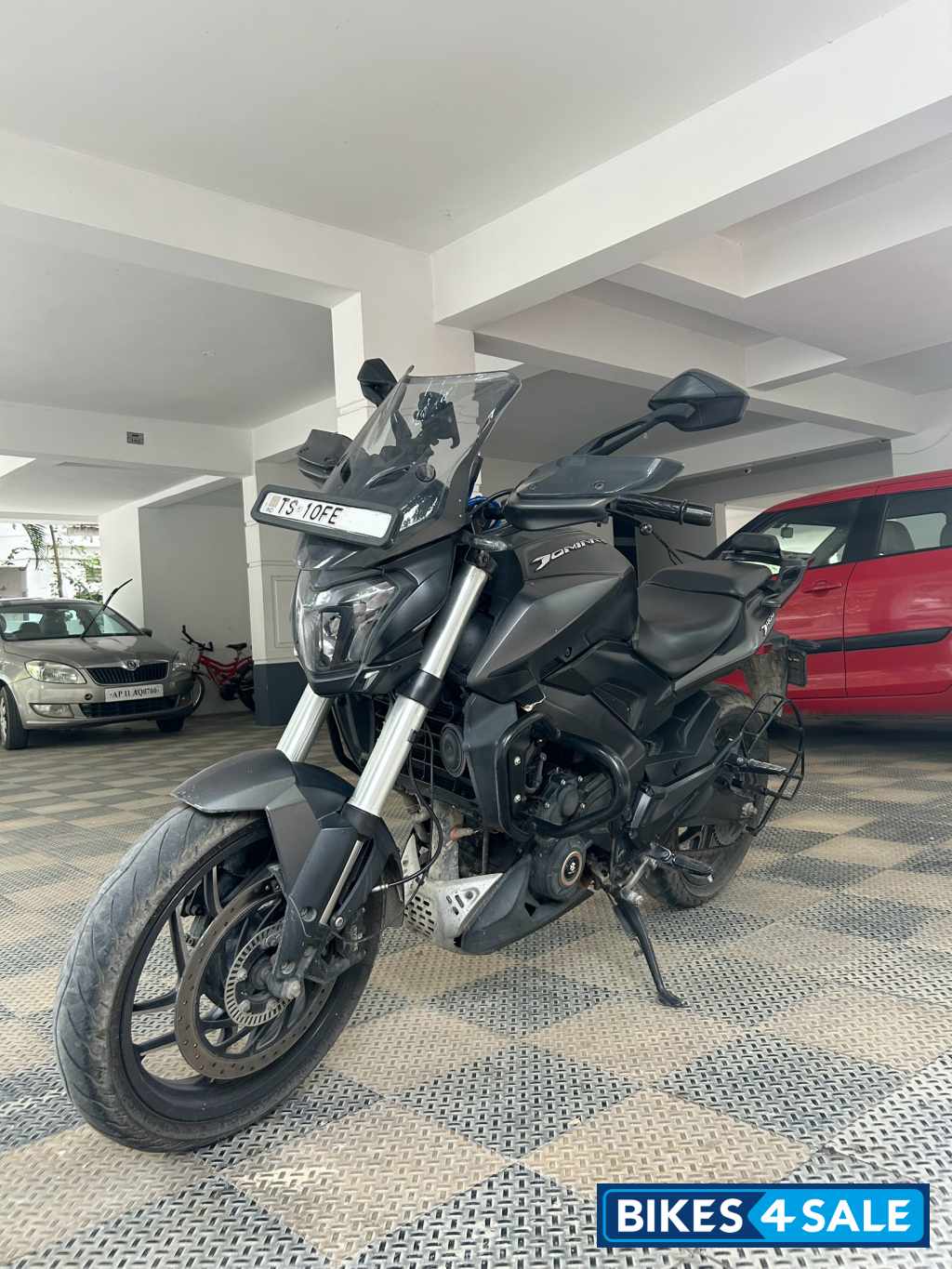Bajaj Dominar 400 ABS BS6
