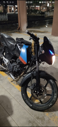 Black Bajaj Pulsar 200 DTSi