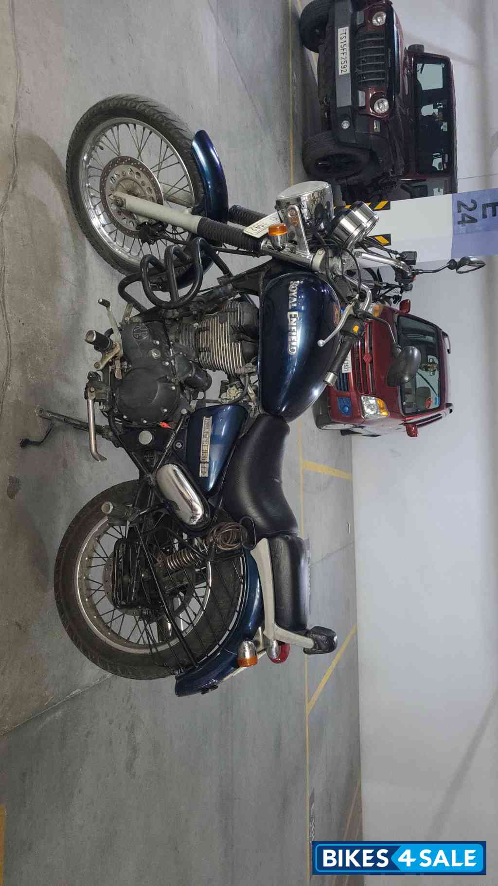 Marine Blue Royal Enfield Thunderbird 350 Marine Blue Royal Enfield Thunderbird 350
