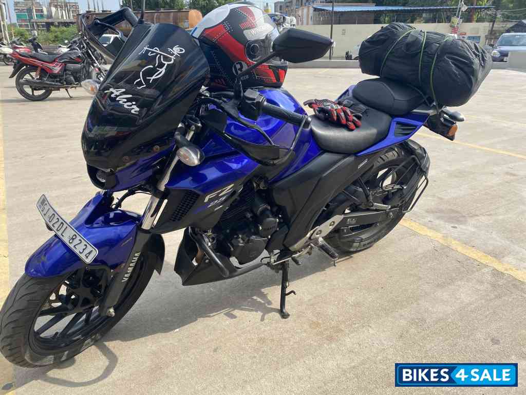 Yamaha FZ25