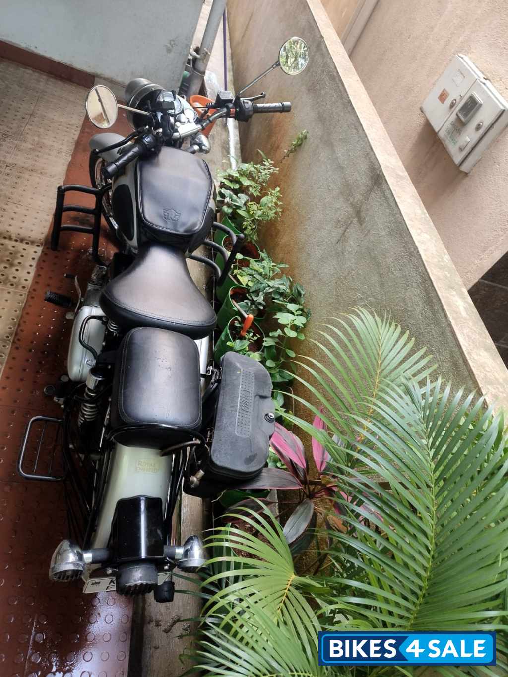 Royal Enfield Classic 350