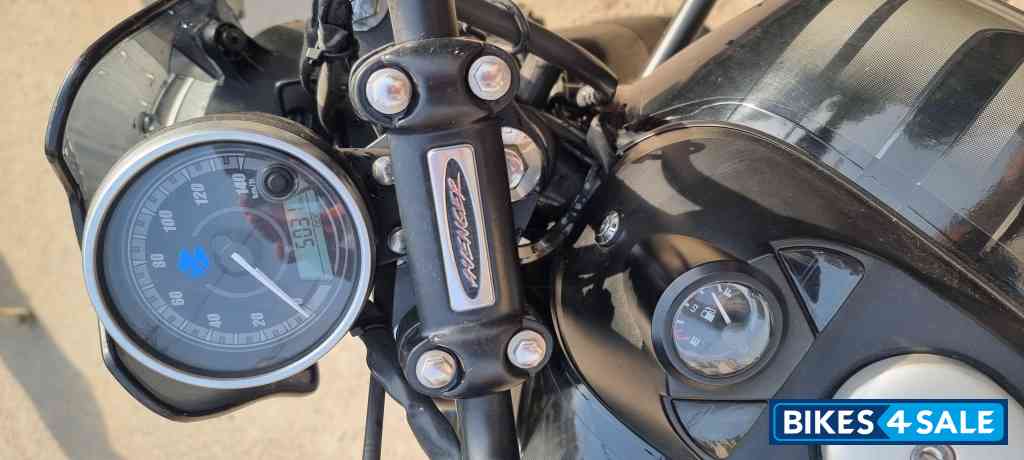Black Bajaj Avenger Street 160 BS6